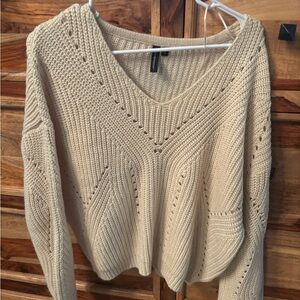 moon & madison Cream V-Neck Sweater